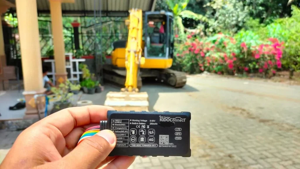 Pemasangan GPS tracker KIDO Connect